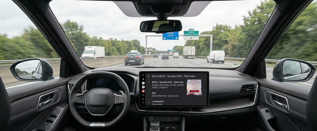 Les bornes à proximité sur l'écran du véhicule avec Android Auto